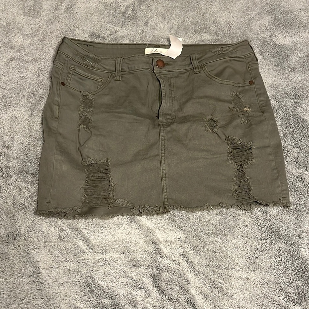 Green ripped skirt